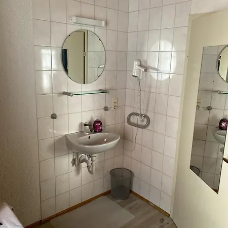 Inn Zur Linde